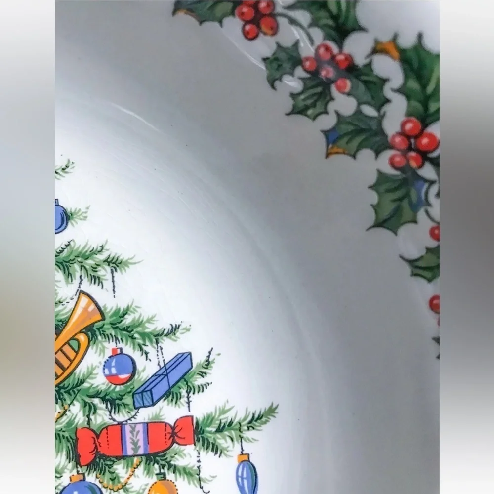 Vintage Royal Tudor Christmas Tree Serving Bowl England Cottage Core Whimsical